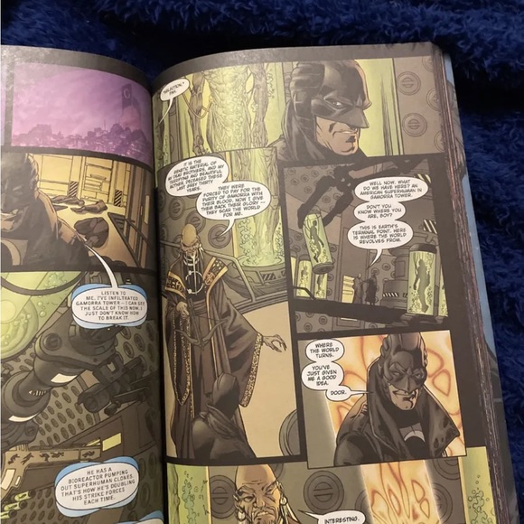 Graphic novel paperback the Authority. - Relentless. Great condition. - Picture 4 of 5